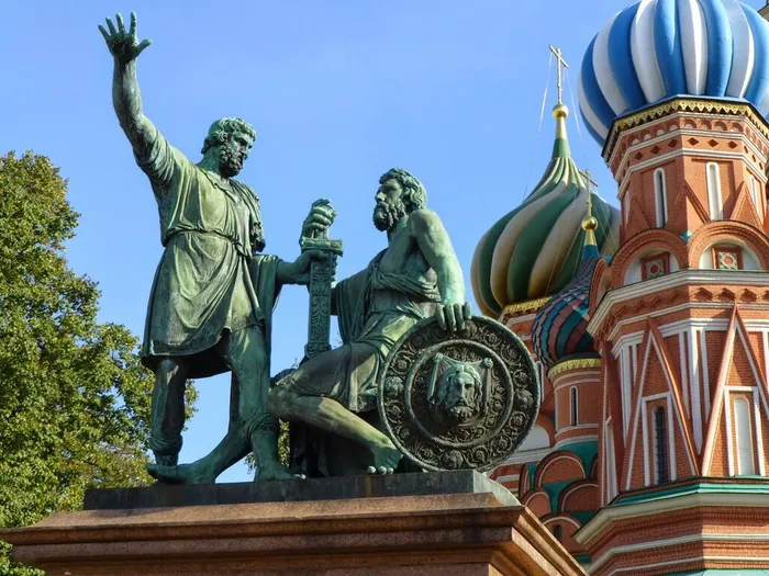 Минин и Пожарский памятник